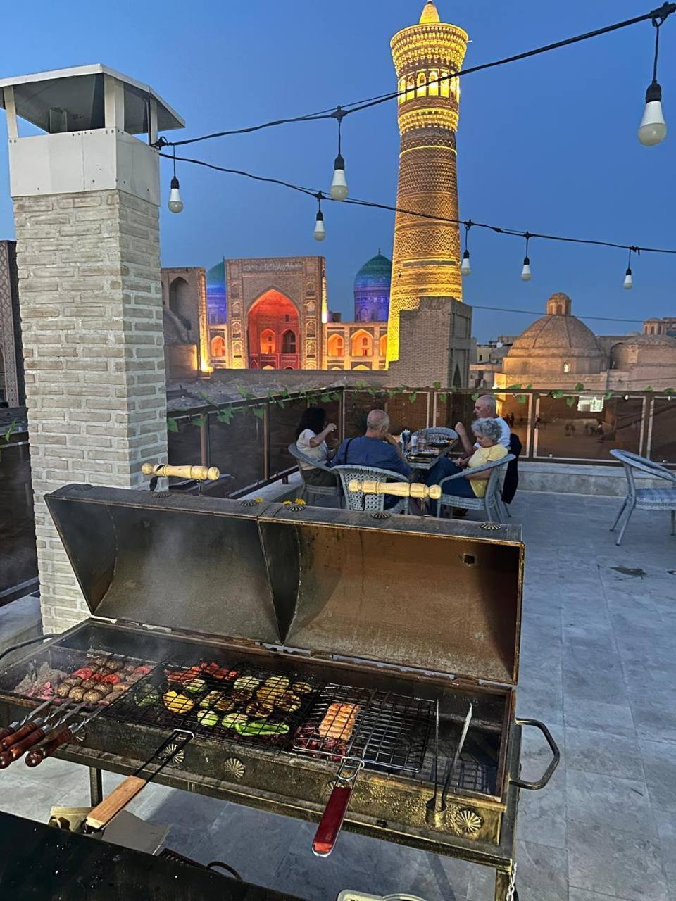 Golden Minaret With Restaurant Hotel Bukhara Exterior photo