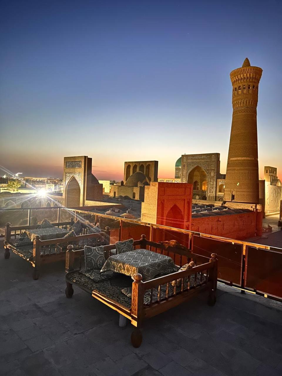 Golden Minaret With Restaurant Hotel Bukhara Exterior photo