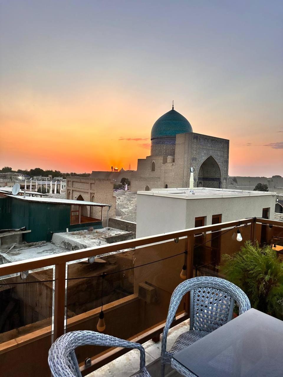 Golden Minaret With Restaurant Hotel Bukhara Exterior photo